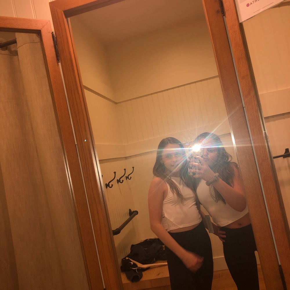 Meet your Posher, Bella